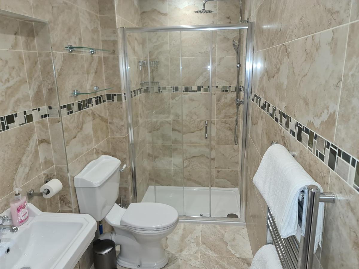 נאבאן Dunderry Lodge Self Catering Family Lodges מראה חיצוני תמונה