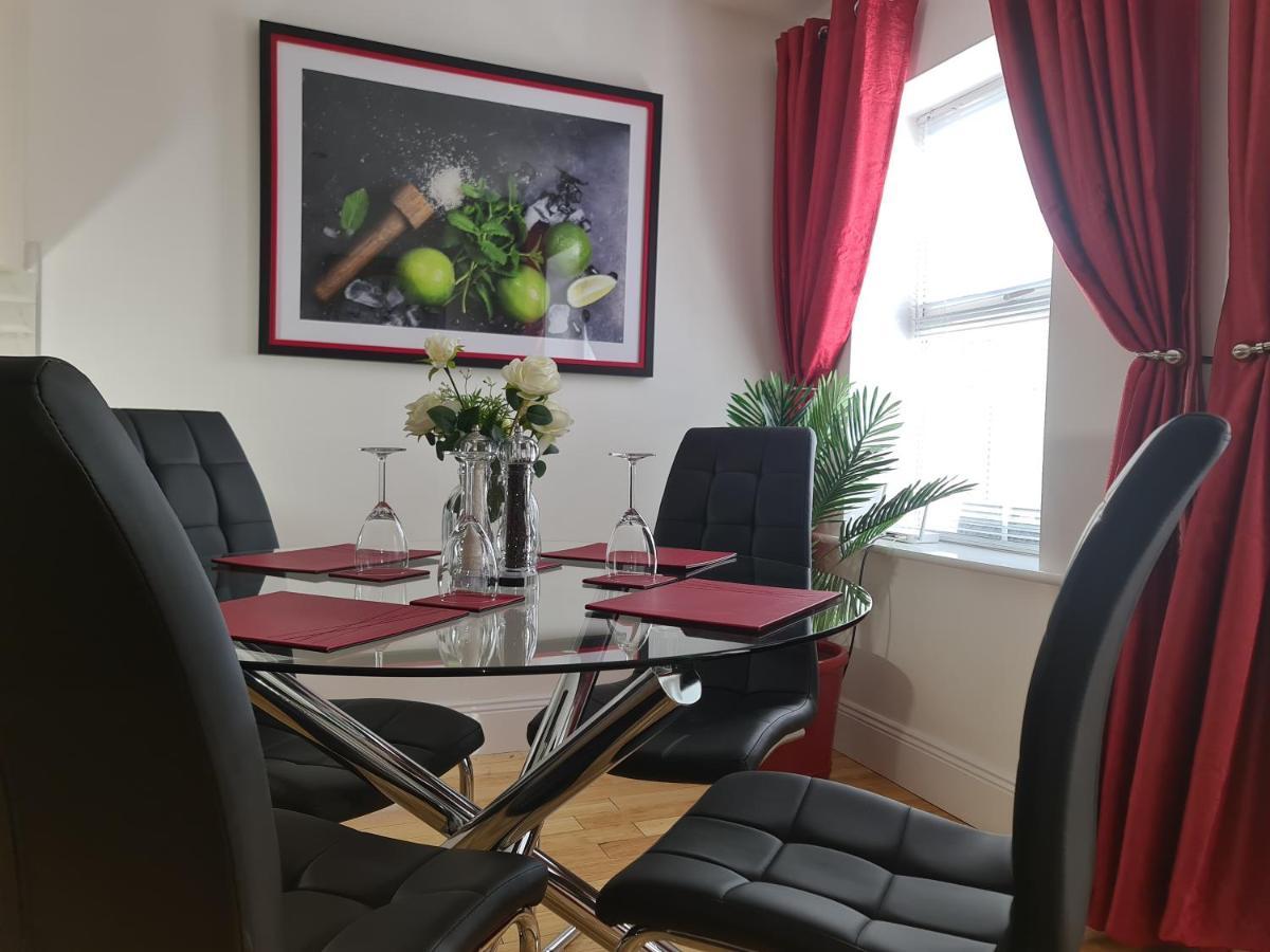 נאבאן Dunderry Lodge Self Catering Family Lodges מראה חיצוני תמונה