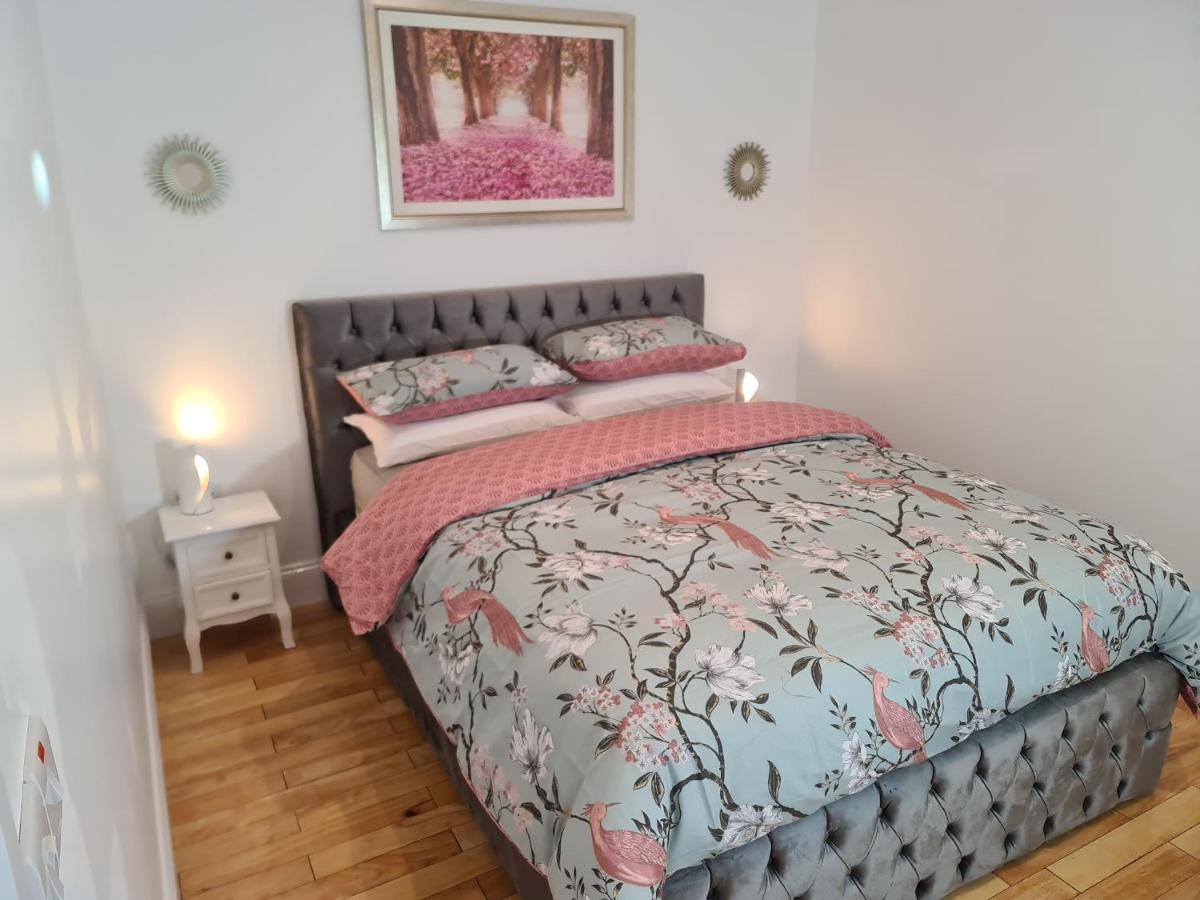 נאבאן Dunderry Lodge Self Catering Family Lodges מראה חיצוני תמונה